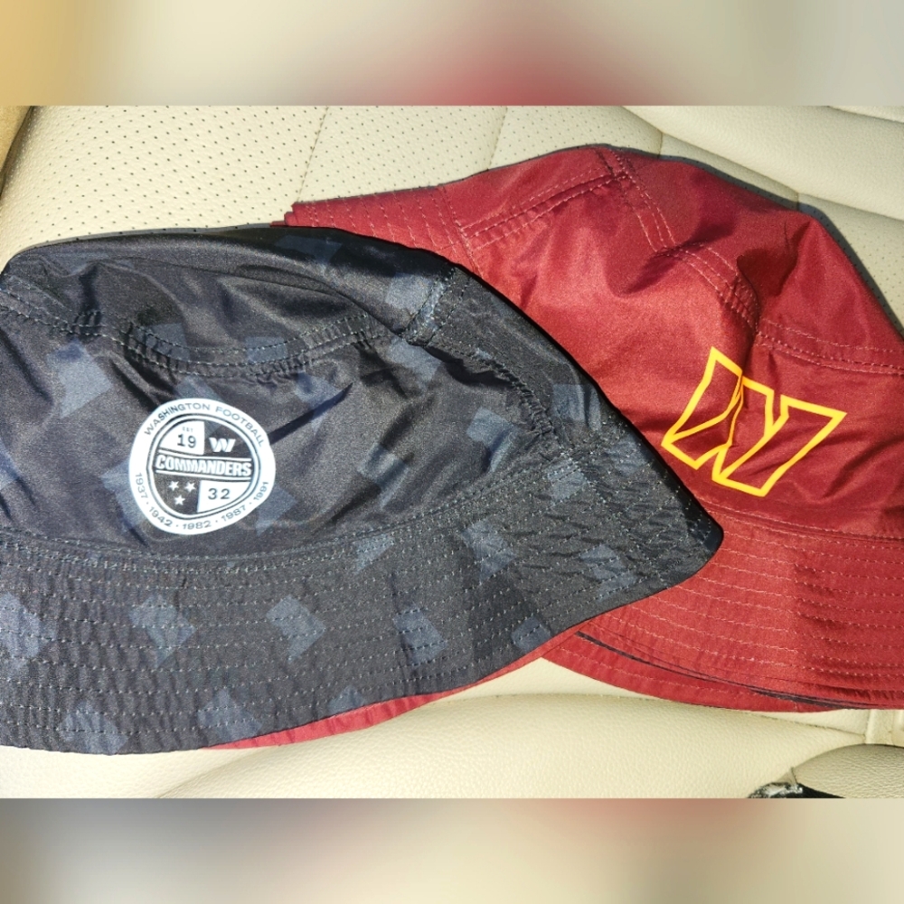 WASHINGTON COMMANDERS REVERSABLE BUCKET HAT